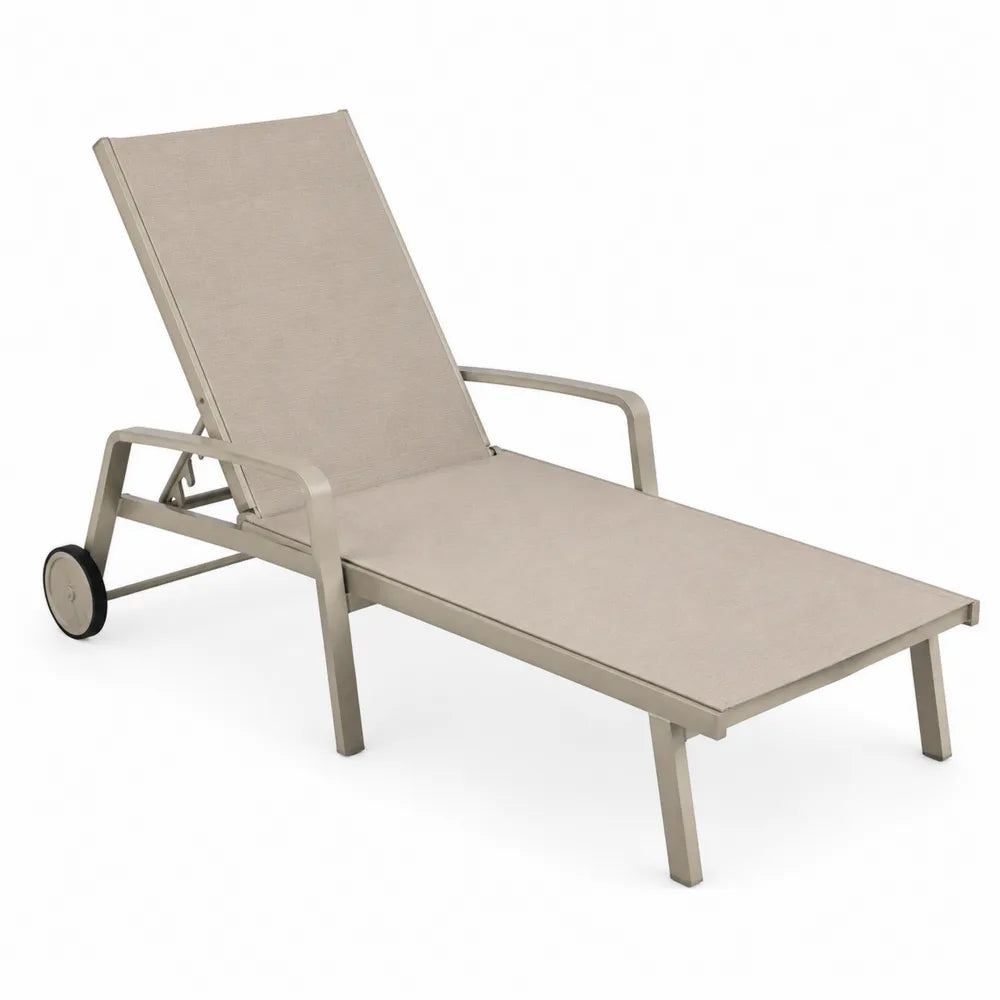 Lettino prendisole regolabile in alluminio e tessuto beige